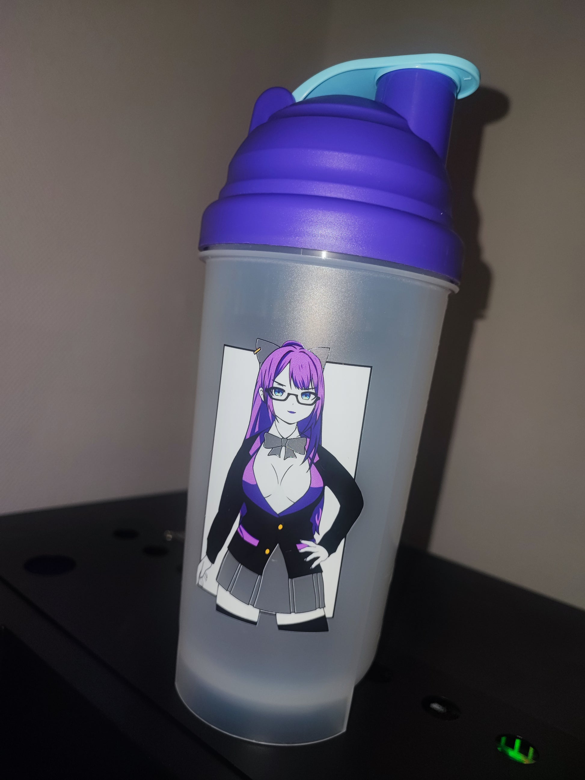 Waifu Shaker Cup -  UK